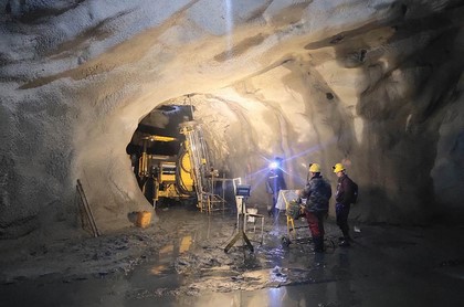 حفار مناجم هيدروليكي، CYTC76